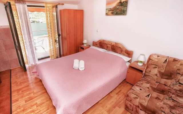 Simun Apartments