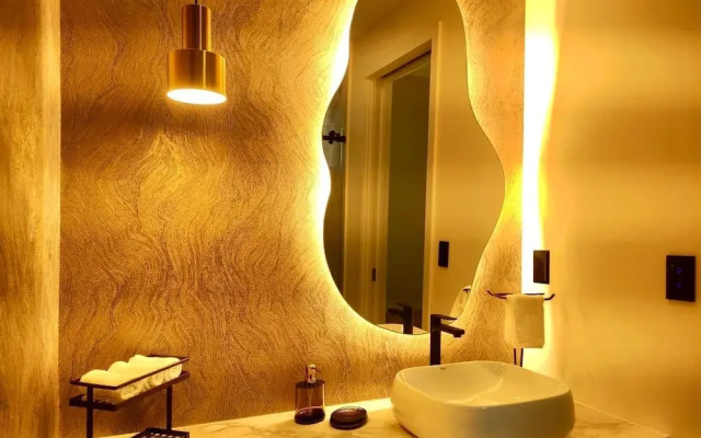 Xoe Mini-suites and Apartments