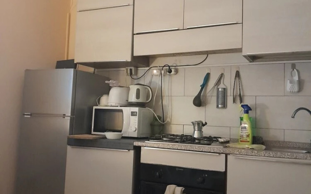Beautiful 1-bed Apartment in Roma