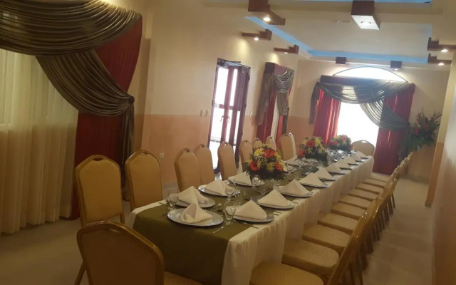 Veranda Hotel