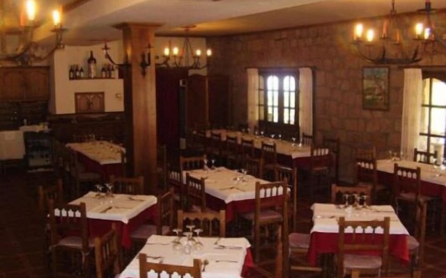 Hotel Casa Rural Ropino