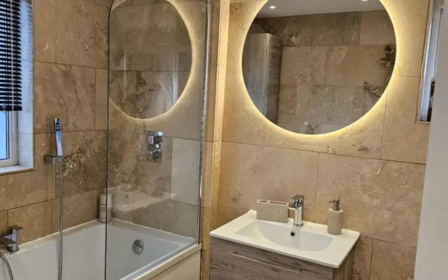 Luxury Seymour House With Spa, Gym & Lake District