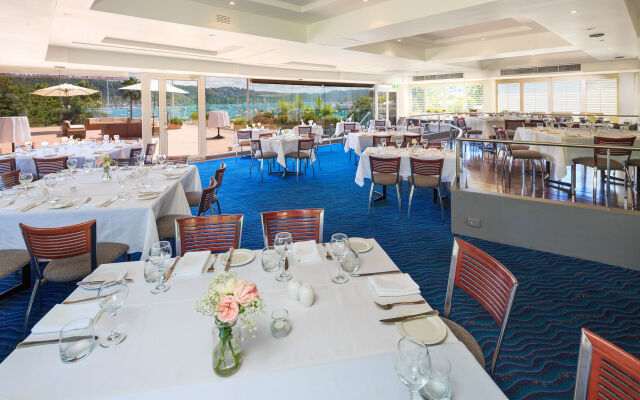 Mirage Hotel Newport