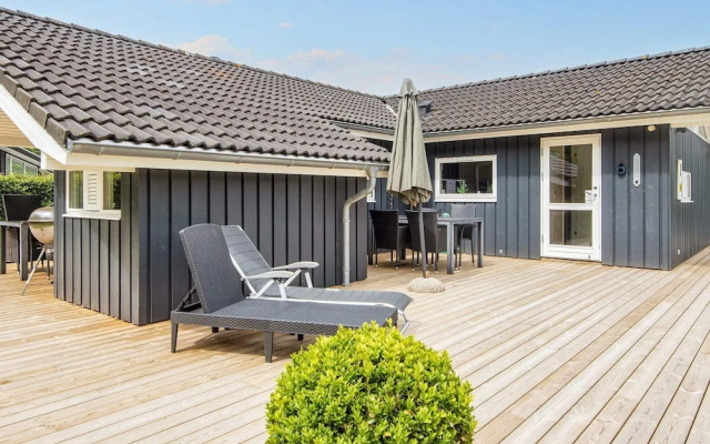 8 Person Holiday Home in Aabenraa