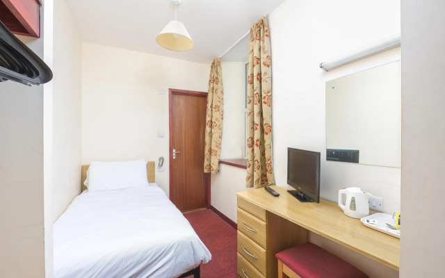 Sandringham Hotel