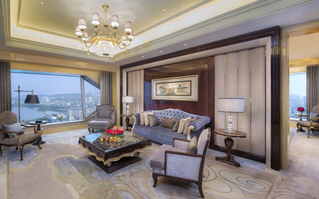Wanda Reign Wuhan