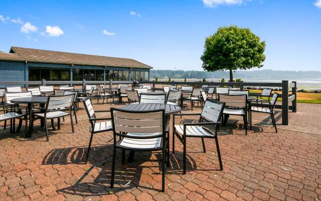 Best Western Plus Silverdale Beach Hotel