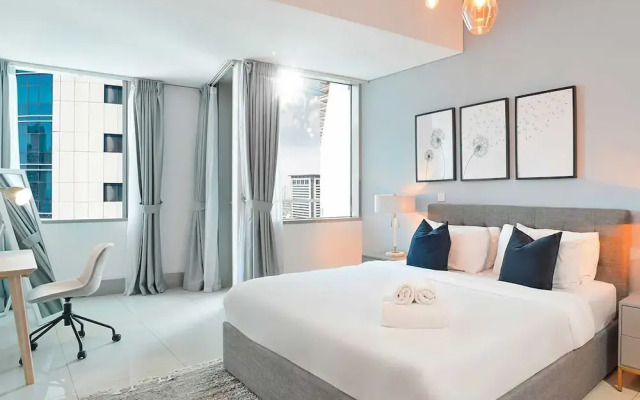 Fascinating Ocean Views in a One Bedroom
