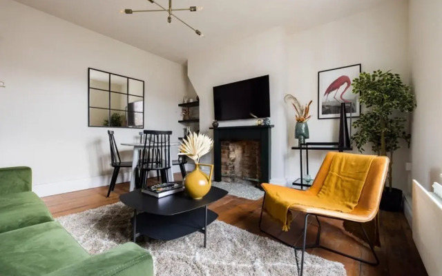 The Hackney Heartbeat - Modern & Bright 2BDR Apartment