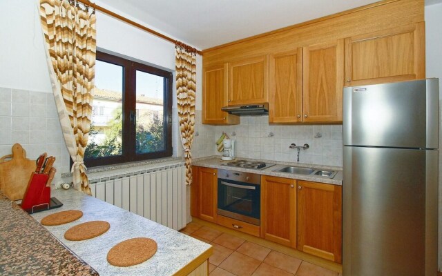 Nice Apartment in Porec With 2 Bedrooms
