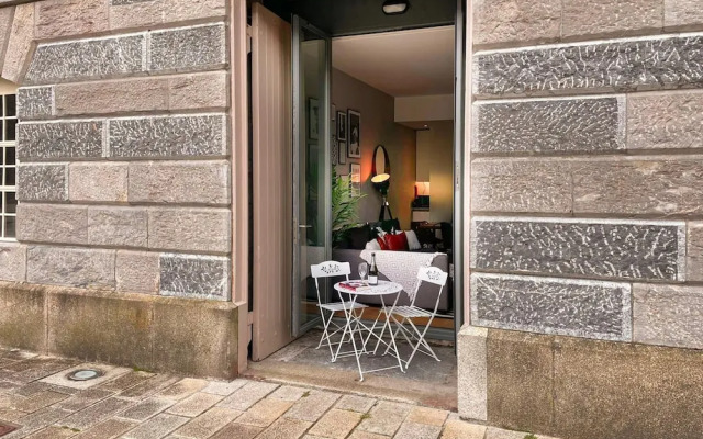 Two-bedroom Apartment at Royal William Yard