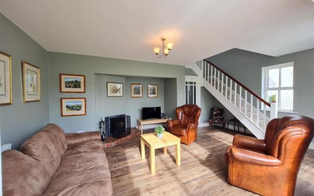 68 Clifden Glen