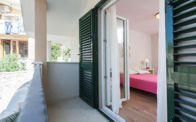 Apartments Meri Makarska