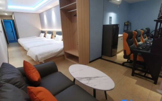 WanYoo Esports Hotel (Guangzhou Exhibition Center Canton Tower)