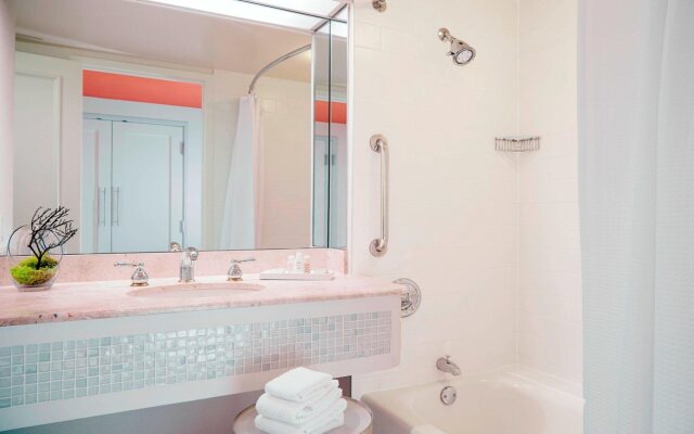 Renaissance Concourse Atlanta Airport Hotel