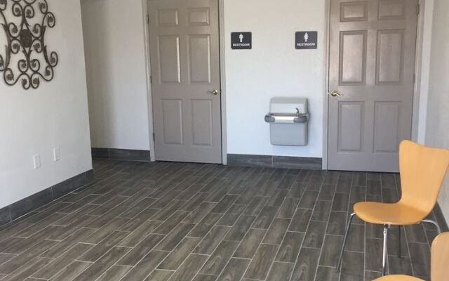 Travelodge Inn And Suites Pensacola