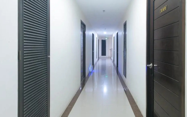 RedDoorz @ Leoncia Apartelle Mandaue City