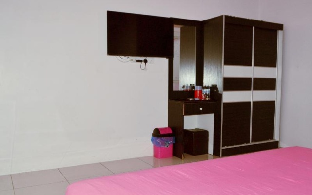Hotel Kuang Hua – Guest Rooms – Sitiawan