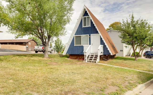 Charming Evanston A-frame: Dog Friendly!