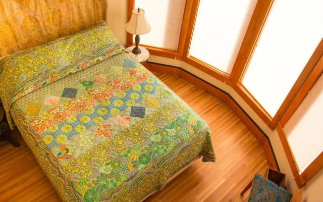 Wisehart Springs Inn