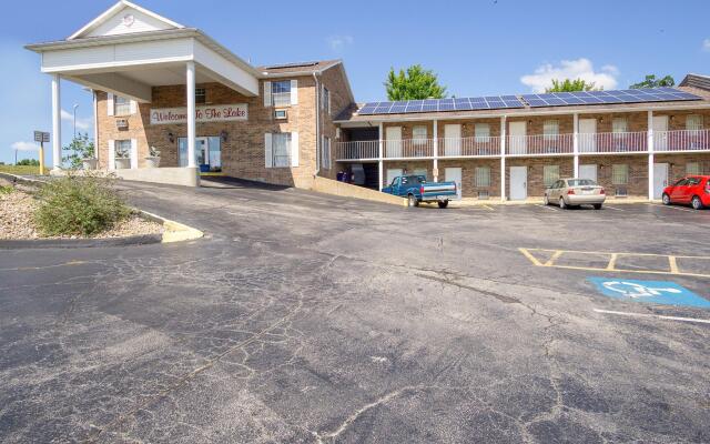 Econo Lodge Inn & Suites Lake Of The Ozarks