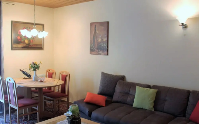 Cozy Holiday Home in Dorf Gutow near Sea