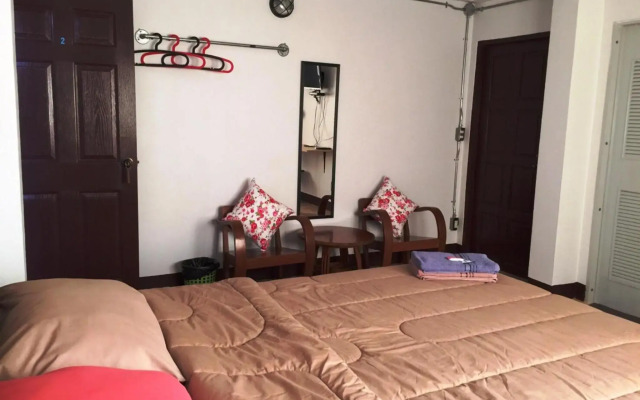 Stay with Brite The Home-stay in Chiang Mai