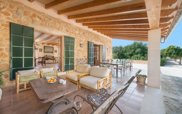 Rafal Pai in Art With 6 Bedrooms and 6 Bathrooms