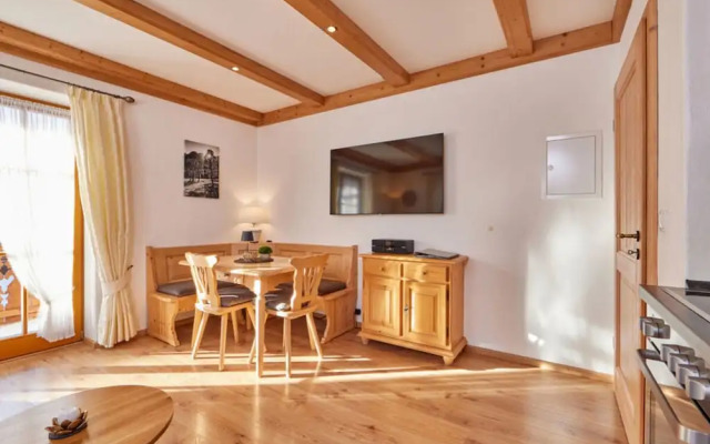 "karwendel" Modern Retreat