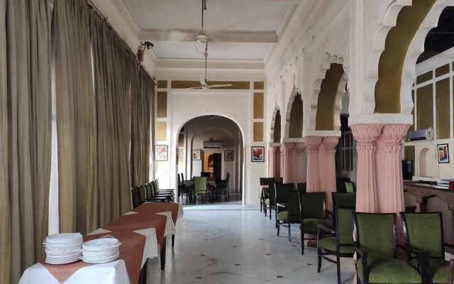 Raja Nahar Singh Palace