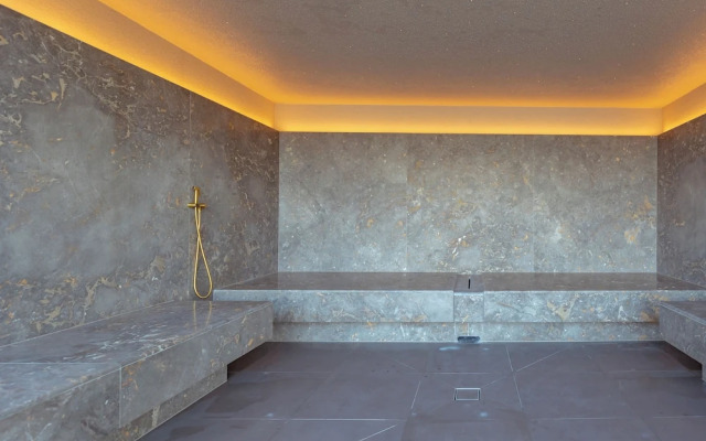 Hotel GLAR Conference & SPA