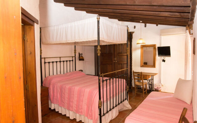 Linos Inn