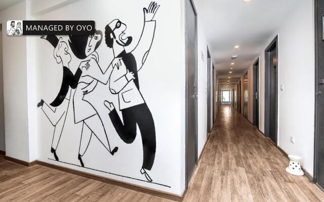 Super OYO Townhouse 1218 Imperial Inn