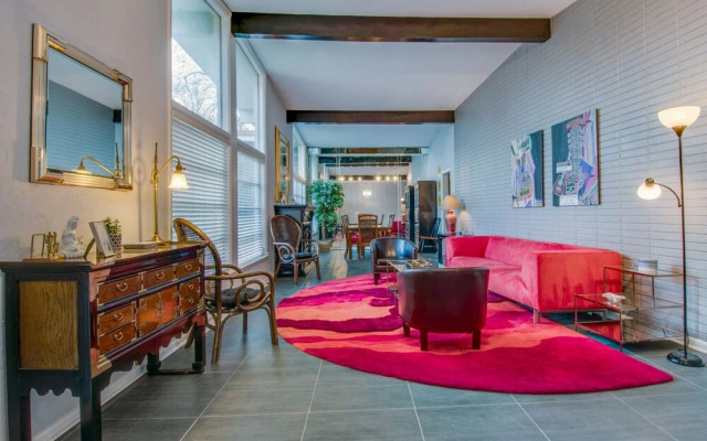 The Saunders Retreat