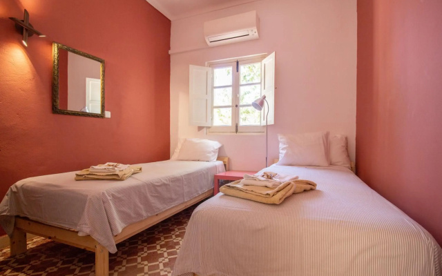 Lovely Rustic Casa Catita with amazing roof terrace views