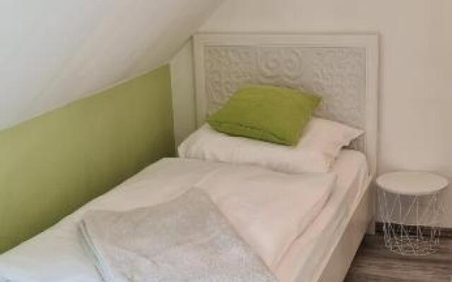 Ferienwohnung Nr 12 inkl Bettwäsche Handtücher Endreinigung