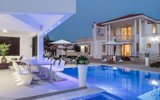 Villa Royale