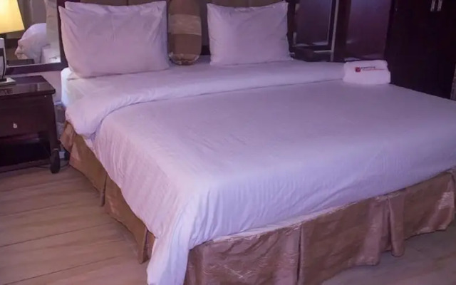 Excel Oriental Hotel & Suites