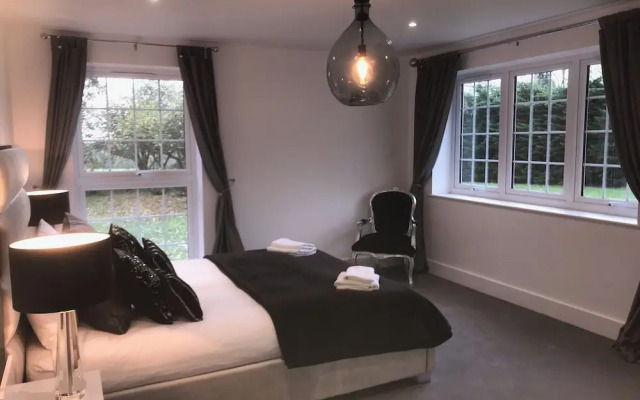 Stunning 3 bed Lodge on Private Estate