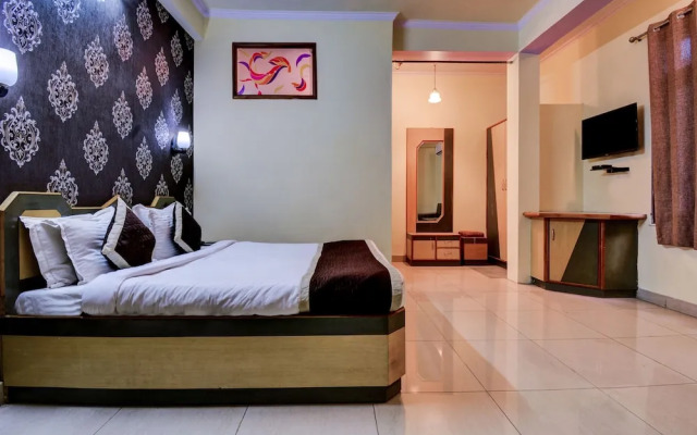 OYO 22110 Hotel Karni Palace