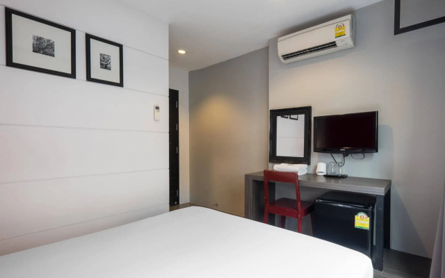 DI Place Hotel