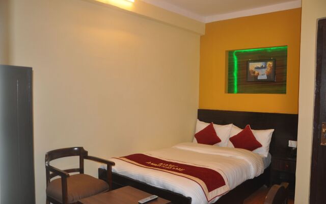 Budget Hotel Multiplex