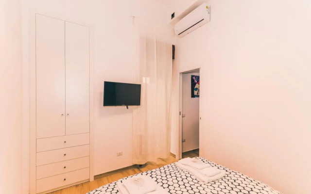 St. Teresa Museum Suites