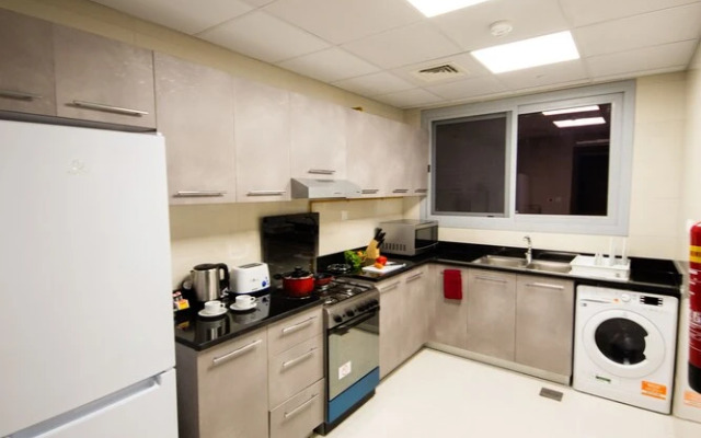 Rose Dream-Two Bedroom Furnished Apart..