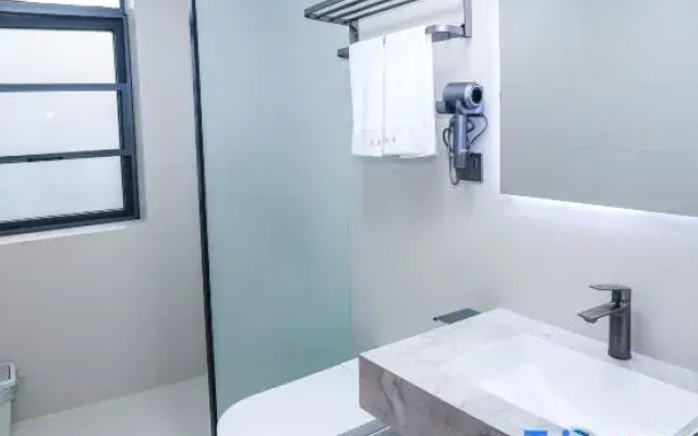 Junlai Mountain Lodge