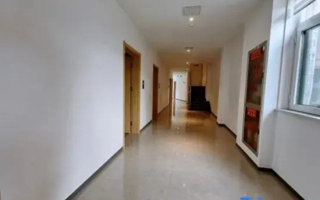 Huali Jiayuan Chinese Inn Homestay (Linzi Railway Station)