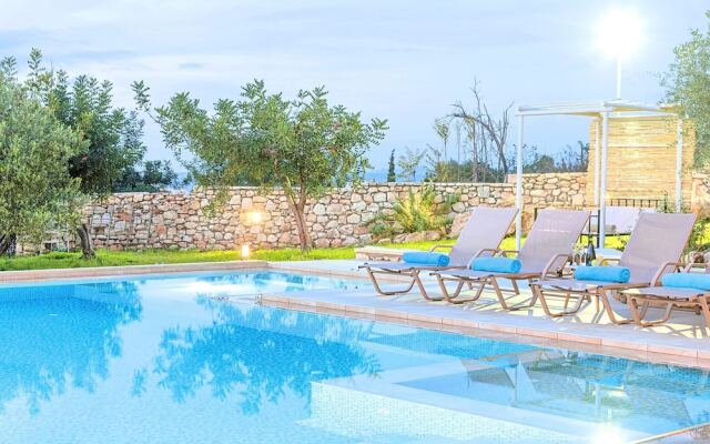 Cretan Lux Villa Heated Pool