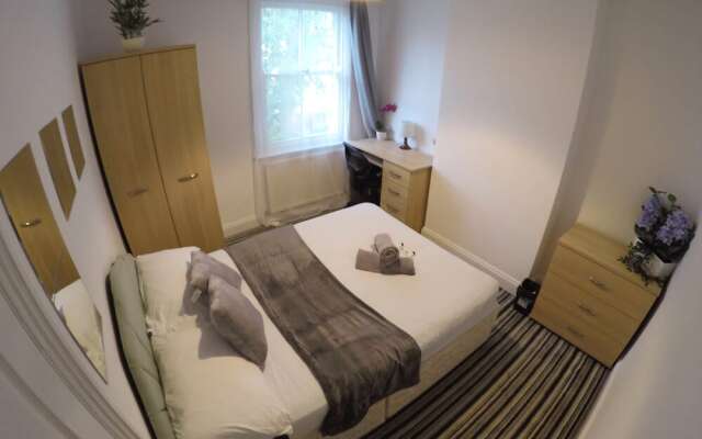 Hollybush Row Rooms