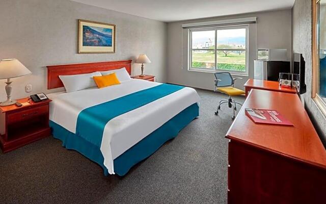 City Express Suites San Luis Potosí