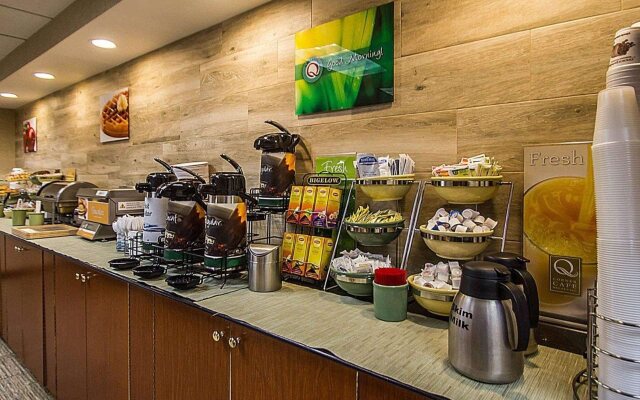 Quality Inn & Suites Fishkill South near I-84